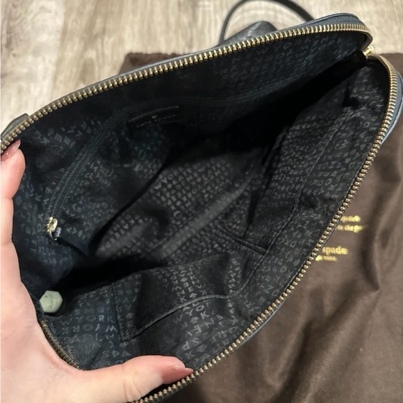 Kate Spade pebbles leather handbag with duster - Picture 4 of 9